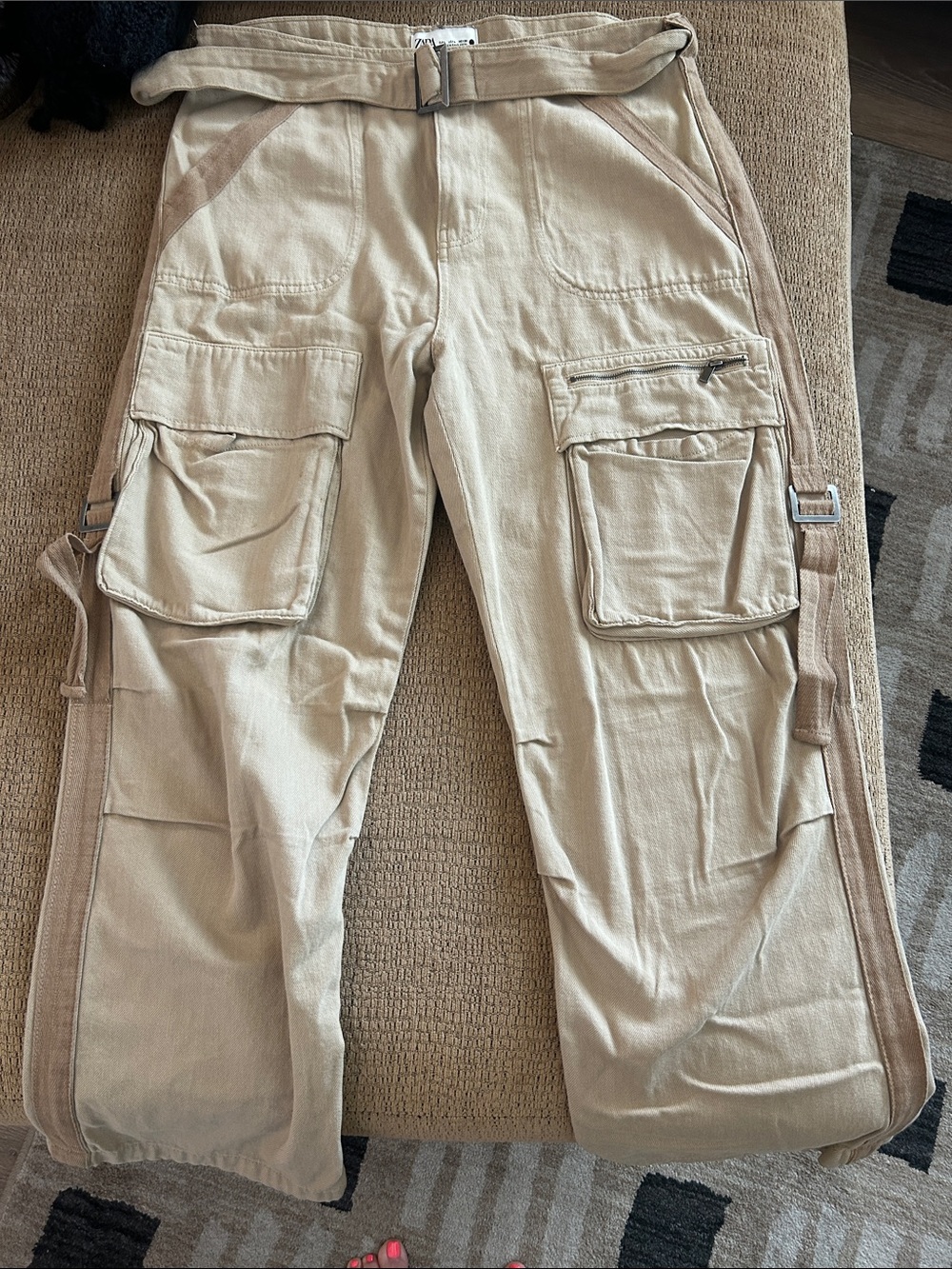 Zara Beige/Tan Women’s Cargo Pants with Utility Pockets